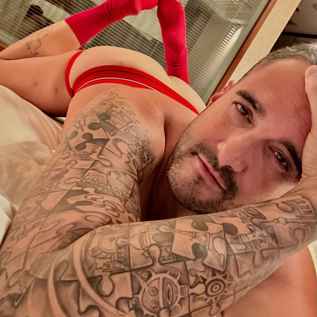 deepthroatxxxxl - OnlyFans model