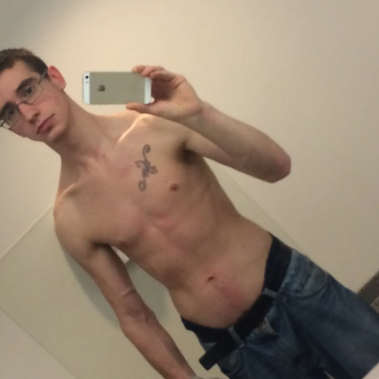 Dhimitri - OnlyFans model