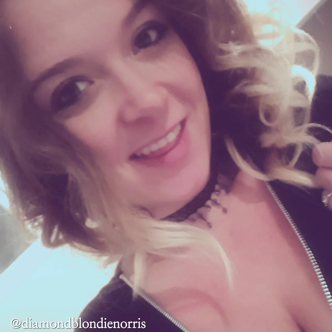 Diamond Blondie Norris 🔝 22% - OnlyFans model