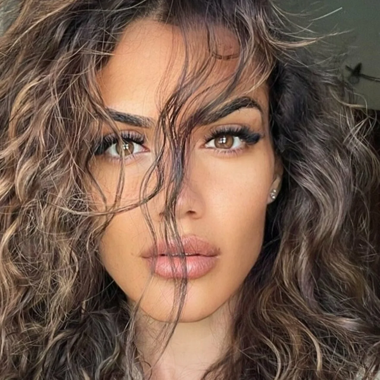 J/O - OnlyFans model