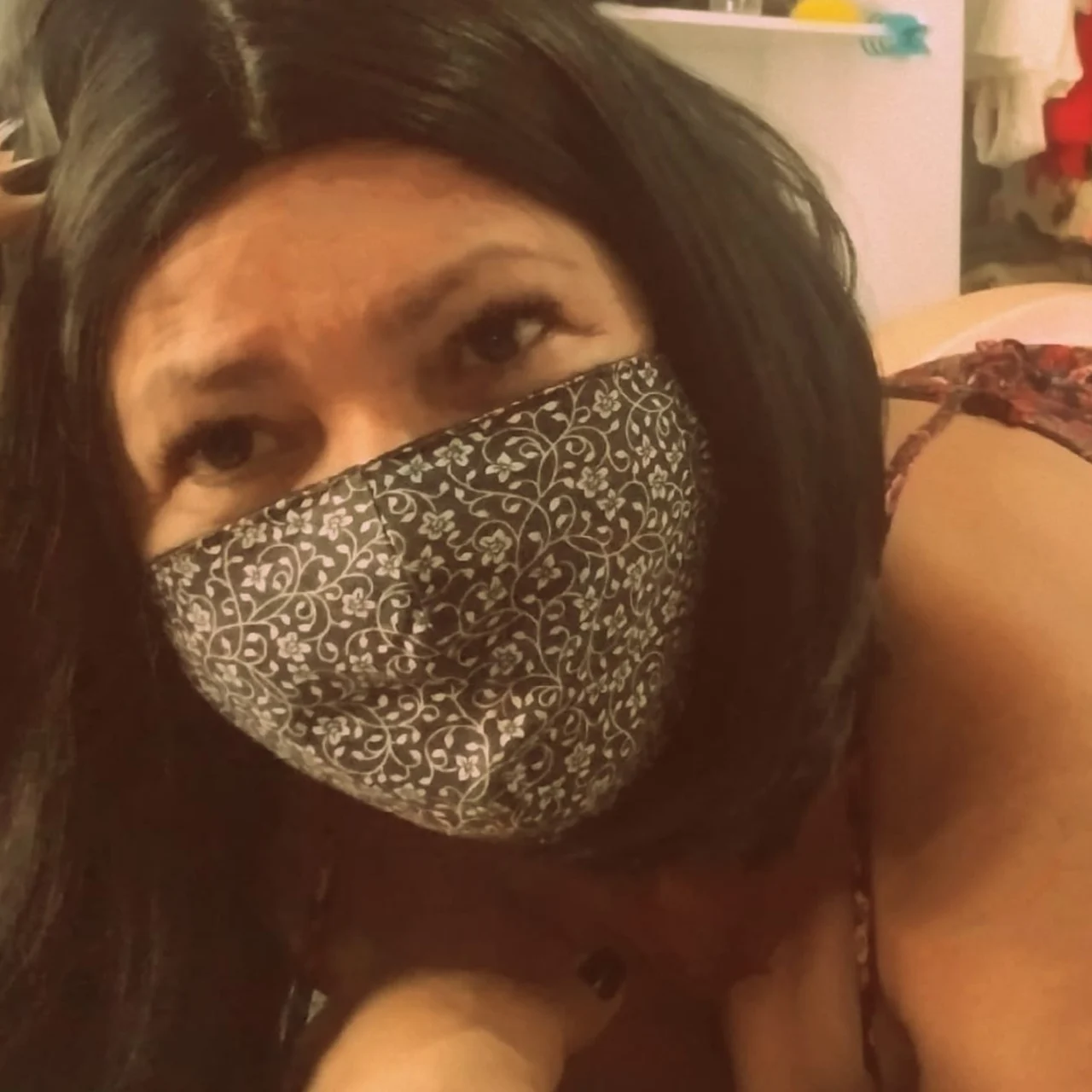 Dona Loba - OnlyFans model