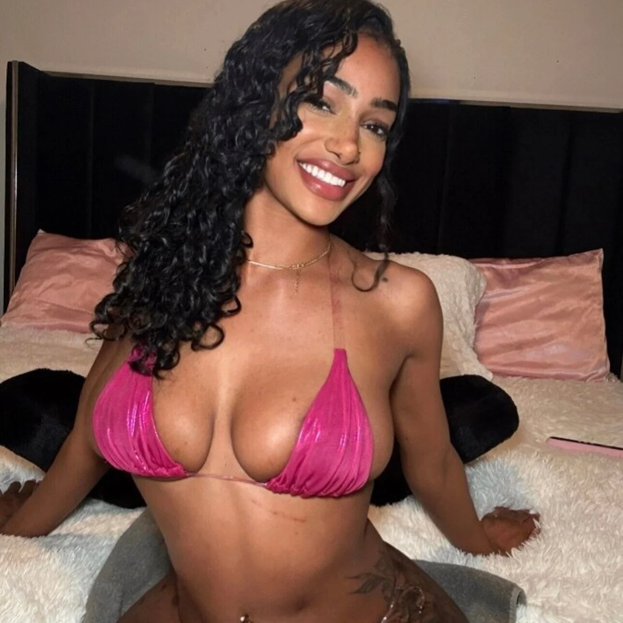 Freckles💞#1 SPLASH QUEEN ON OF💕 - OnlyFans model