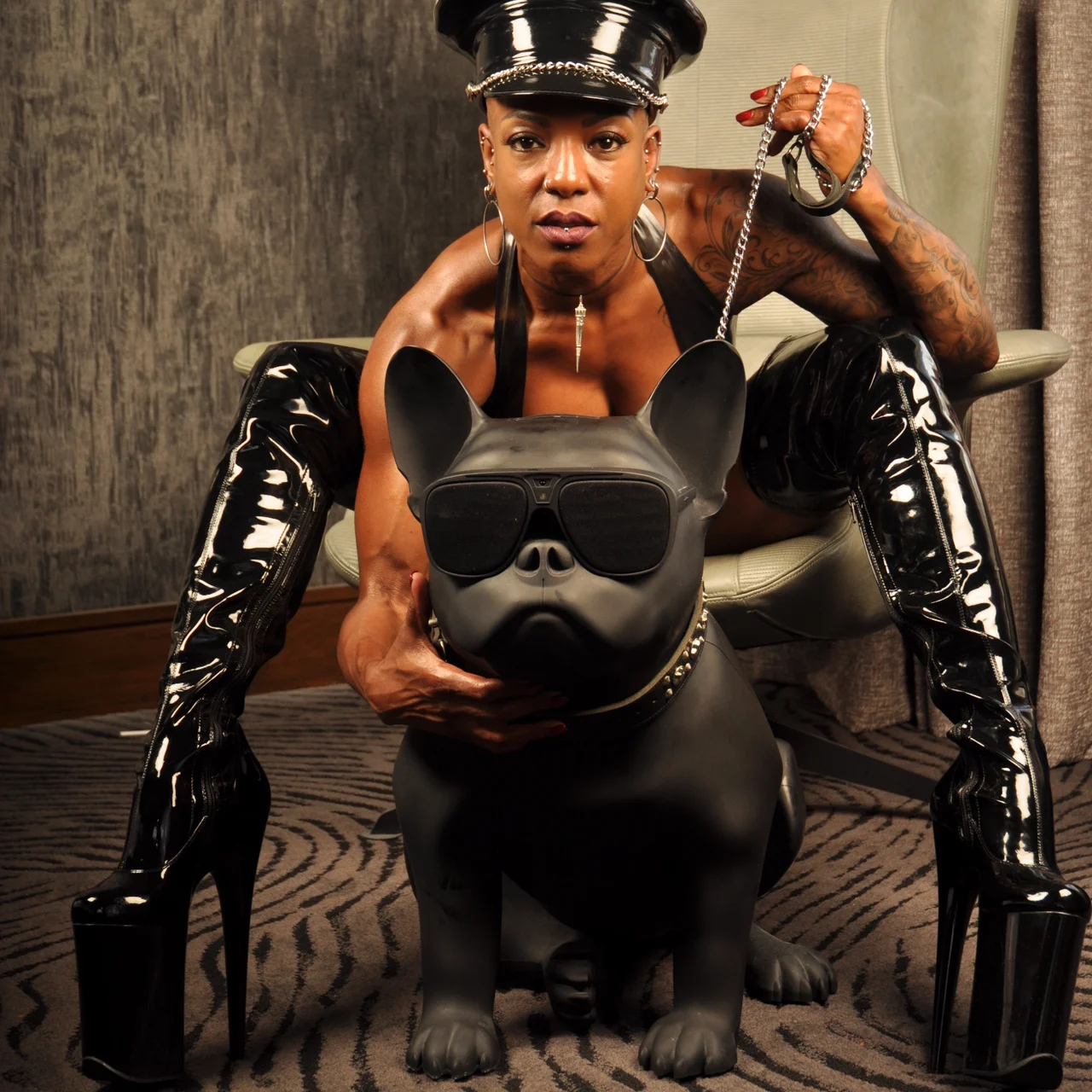 Mistress Kiana - OnlyFans model