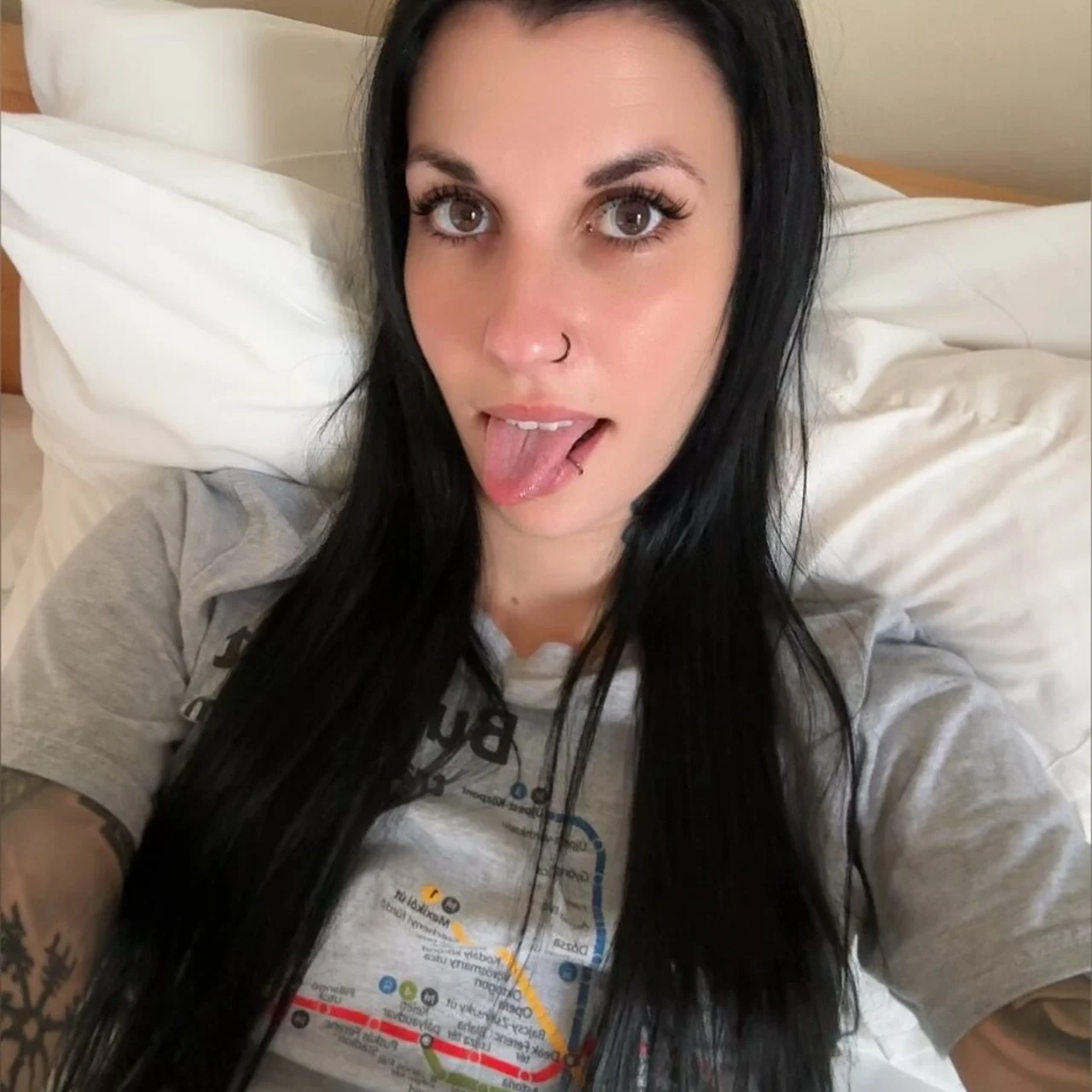 Elina_mj ๐ฎ - OnlyFans model