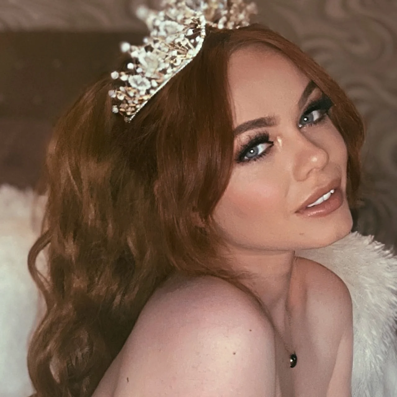 Ella Hughes - OnlyFans model