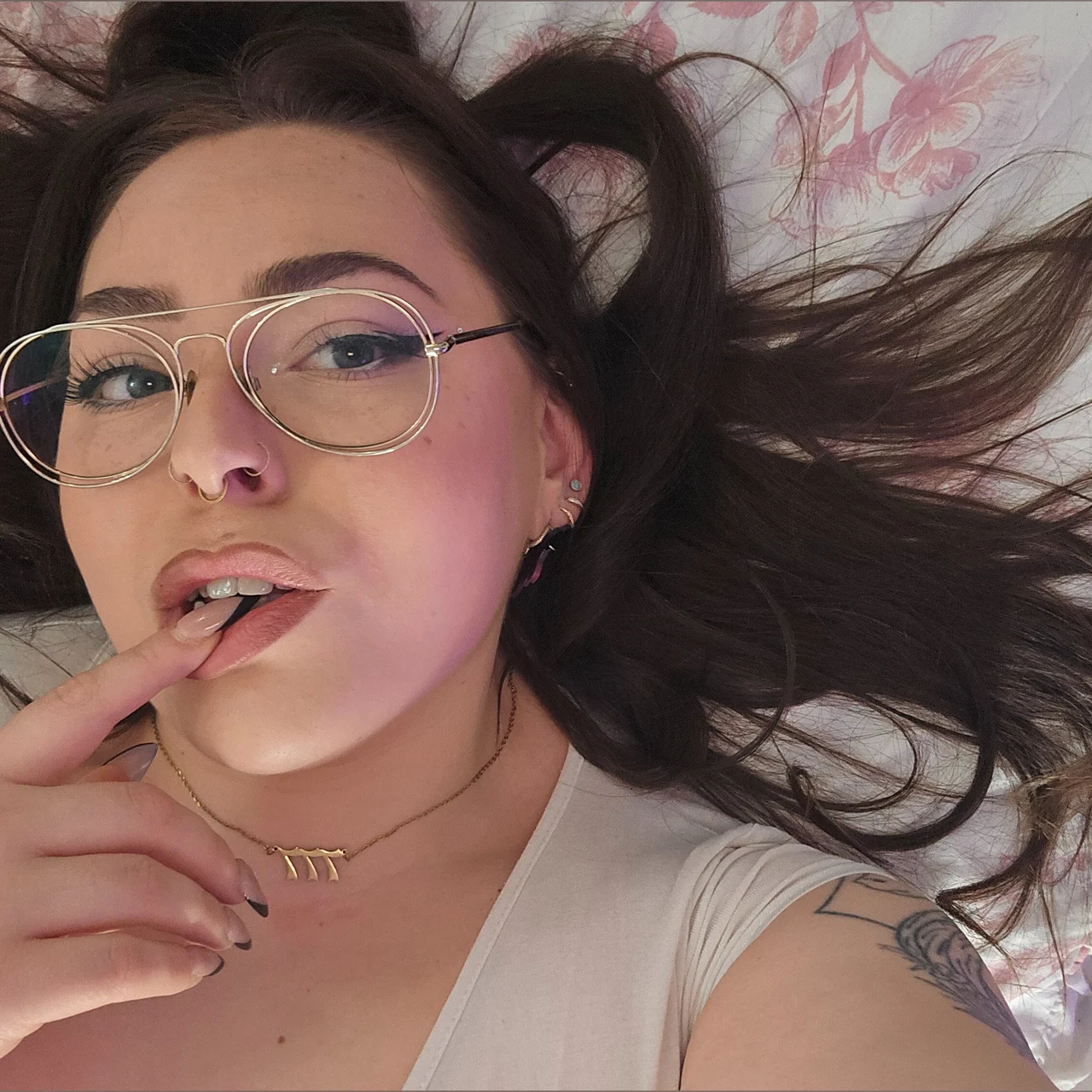 🩷🎃🌙Ɛlouise Jadɛ°•.👻🪽ur British gf x - OnlyFans model