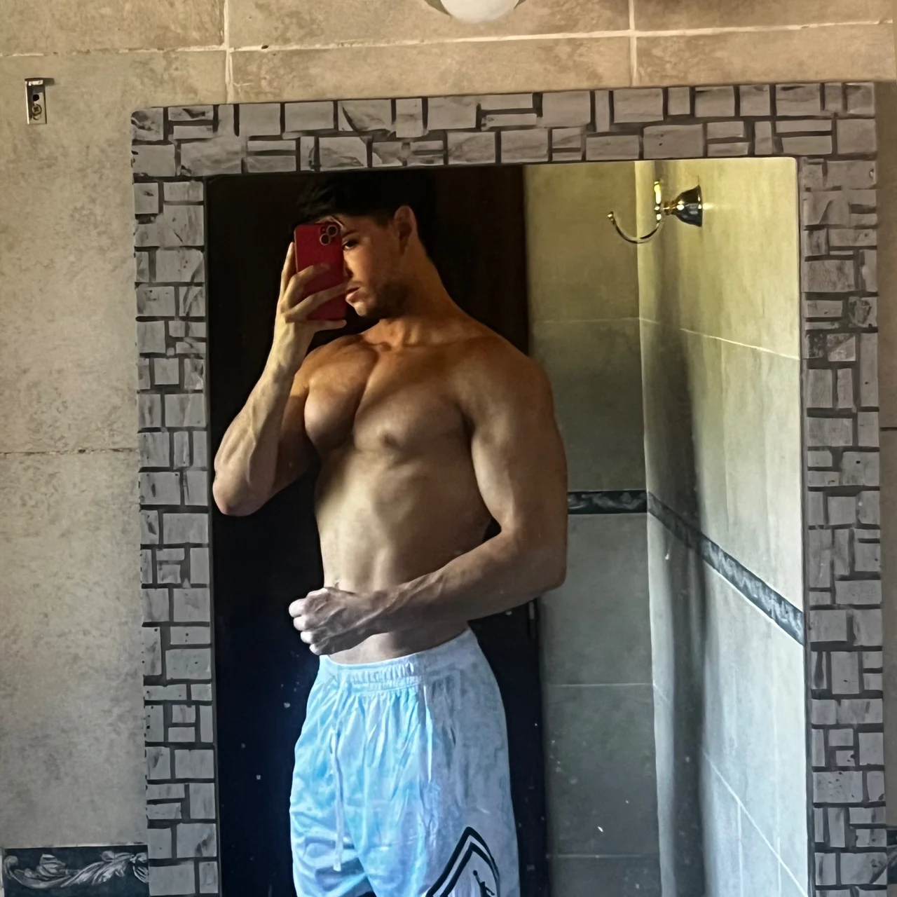 Ema Paz ๐ฅ - OnlyFans model