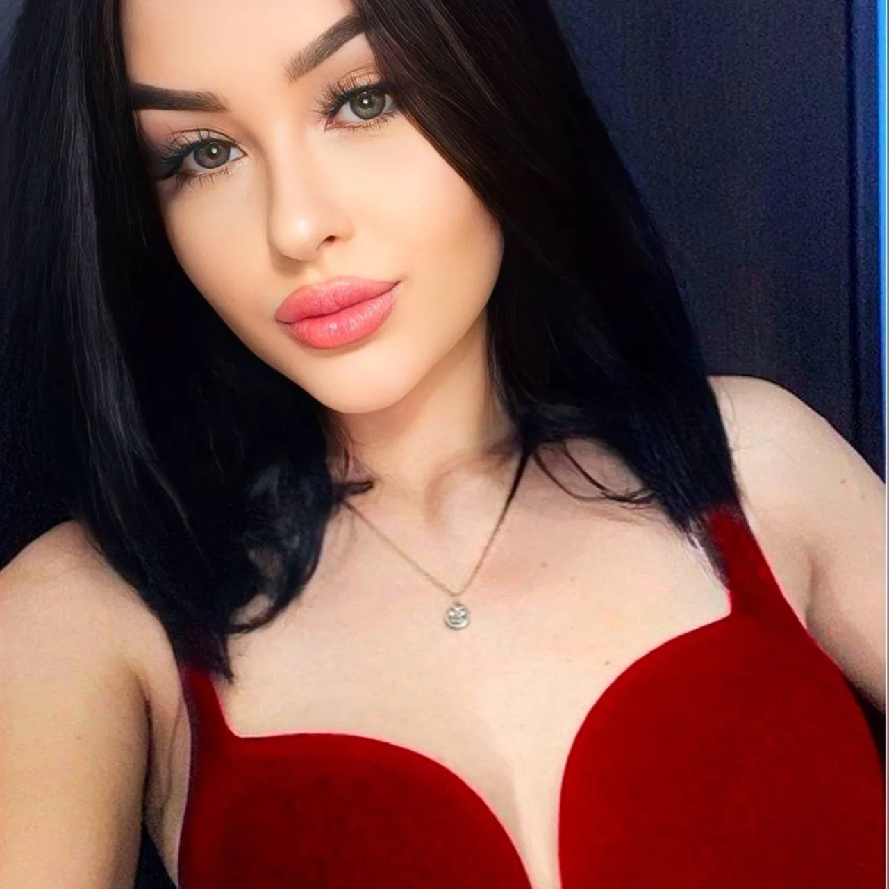 Emily 💋 - OnlyFans model