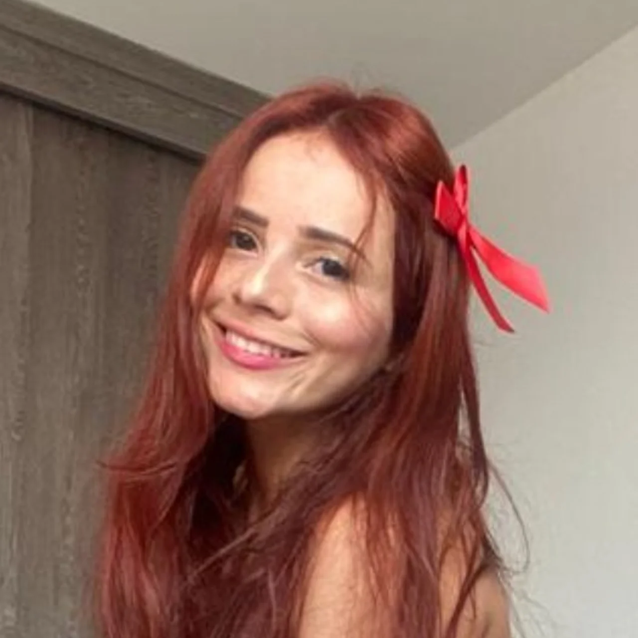 Eve Rouge 🌹 TINY RED E-GIRL 🌹 - OnlyFans model