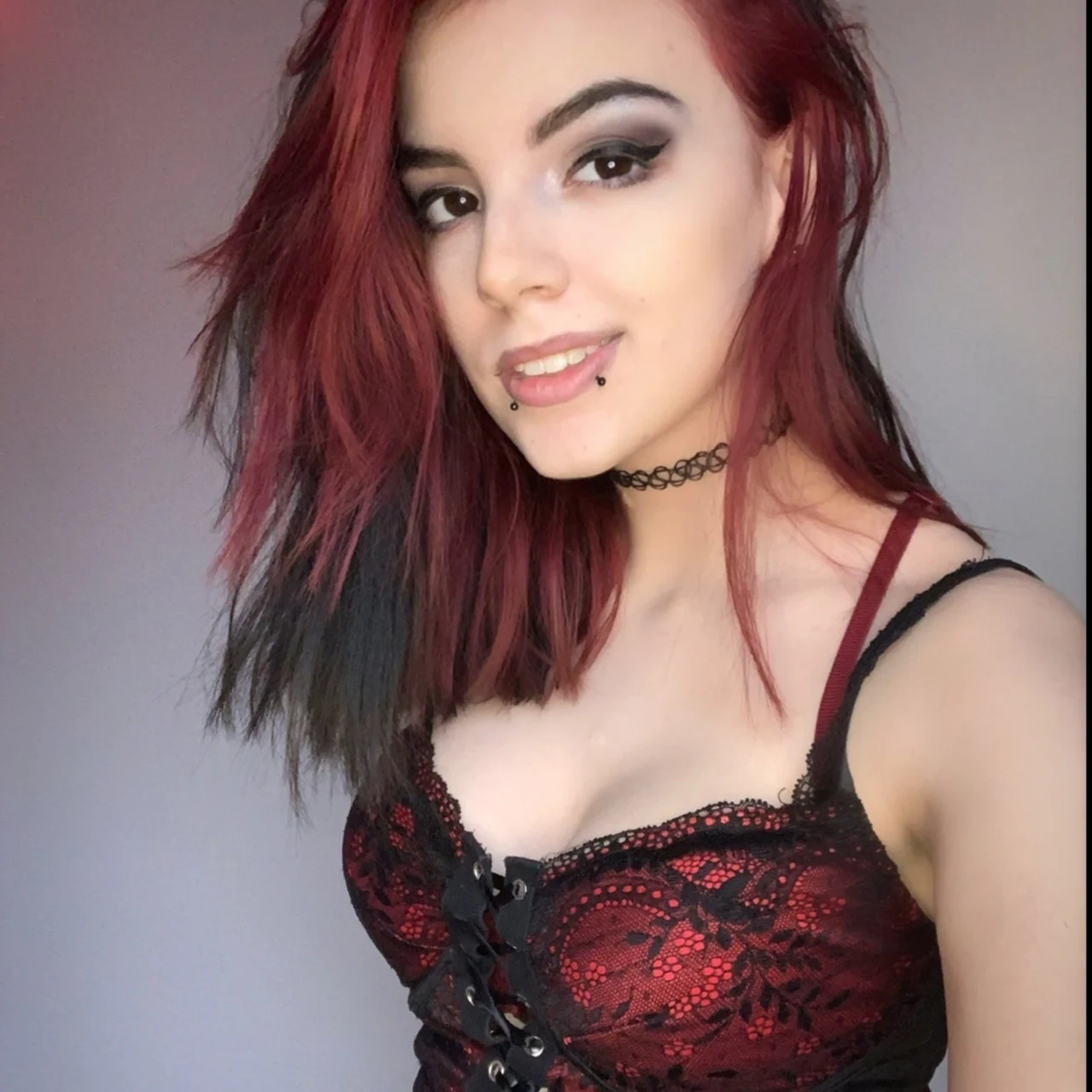 Evie - OnlyFans model