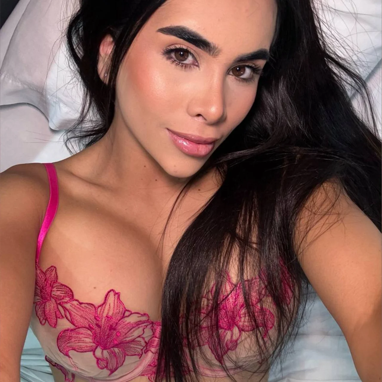 Arya 🖤 - OnlyFans model