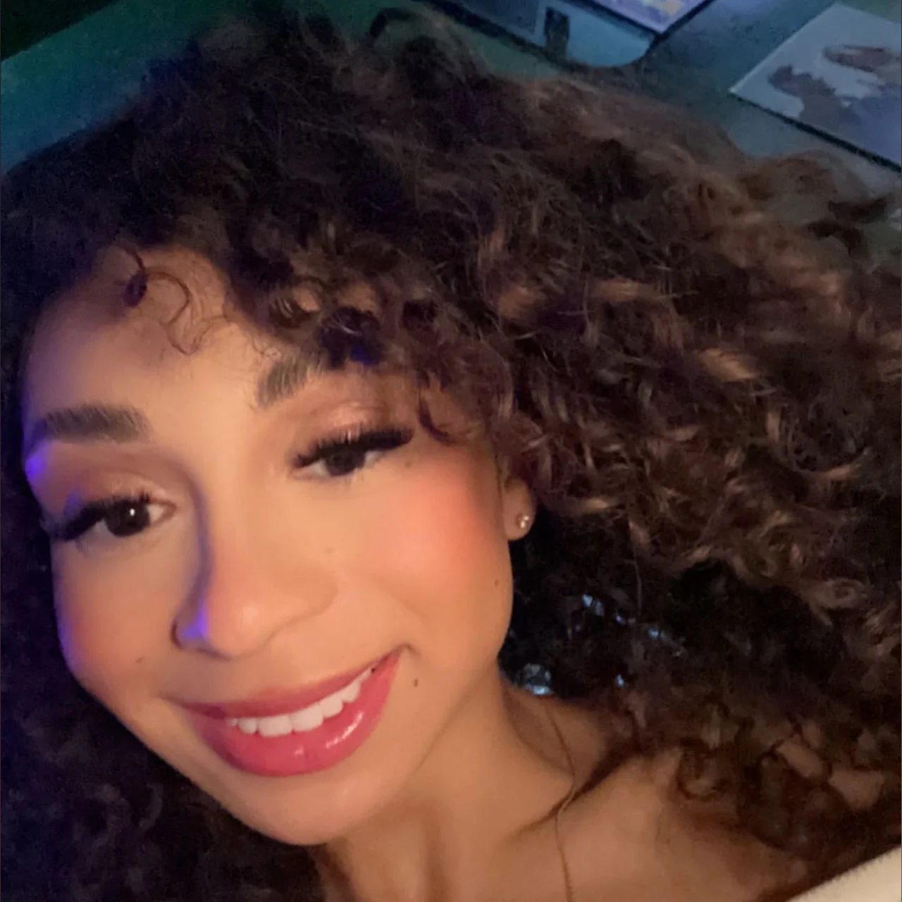 Falkiri - OnlyFans model