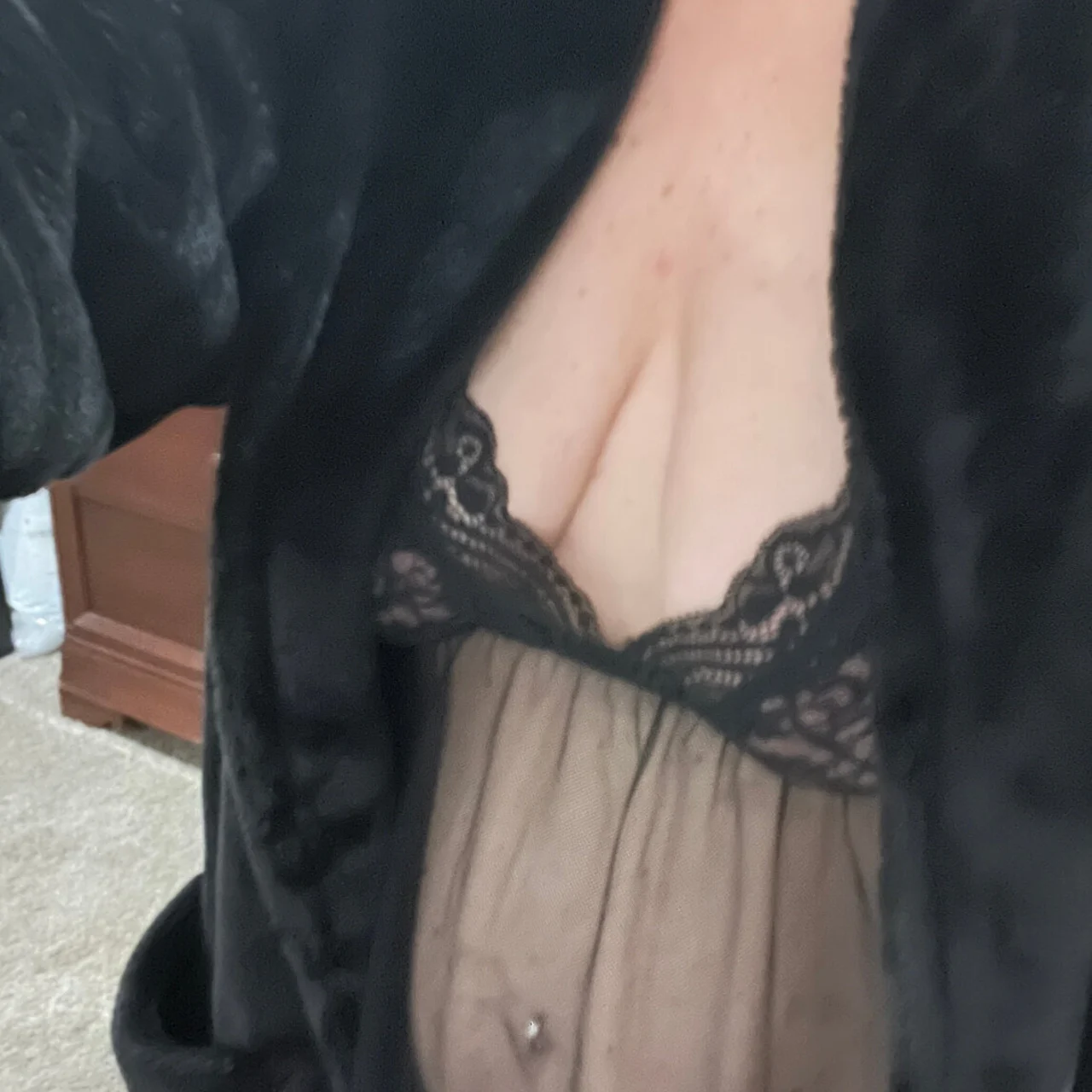 Mae - OnlyFans model