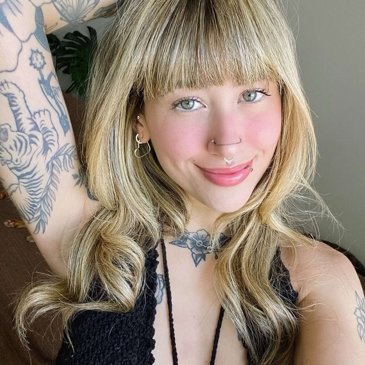 𝐅𝐞𝐥𝐥𝐢𝐧𝐞 ⭐️ your hot girl next door 🥵💦 - OnlyFans model