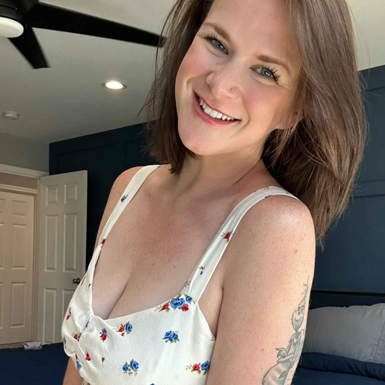 Bella - OnlyFans model