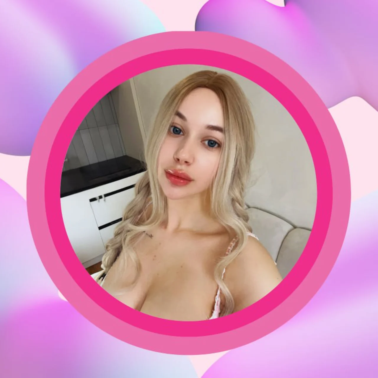 ScarletSiren - OnlyFans model