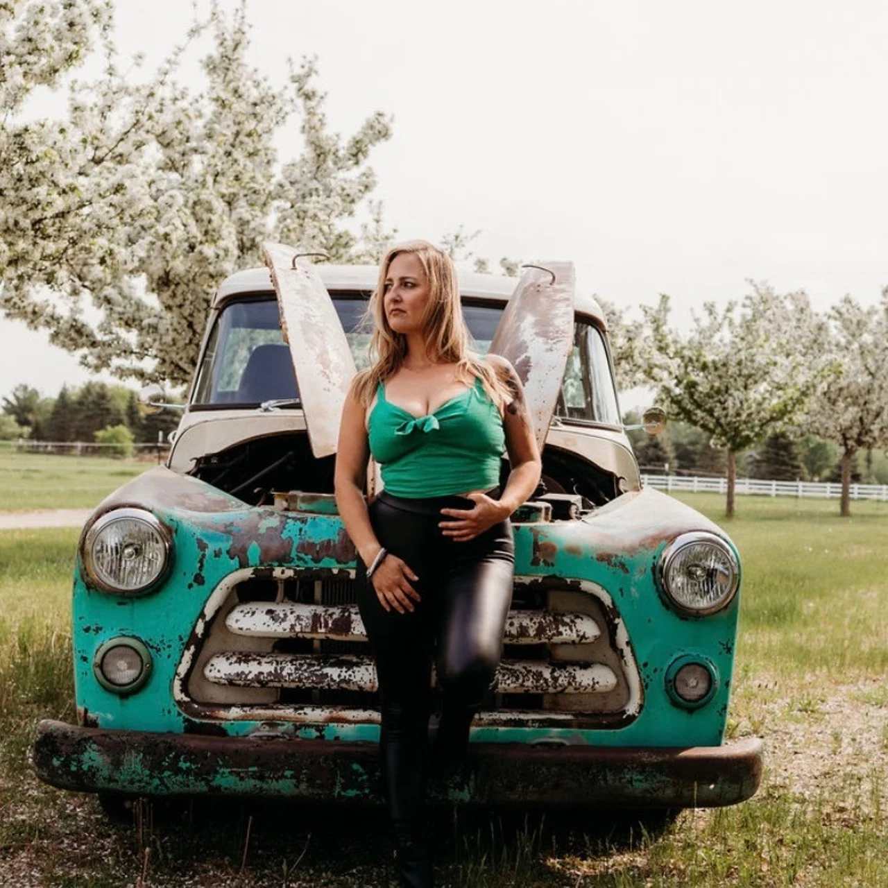 Elena Pears - OnlyFans model