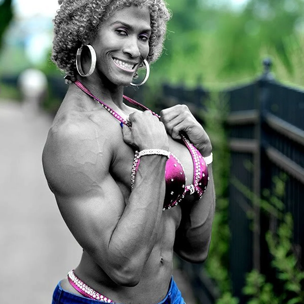 FoxyWilma - OnlyFans model