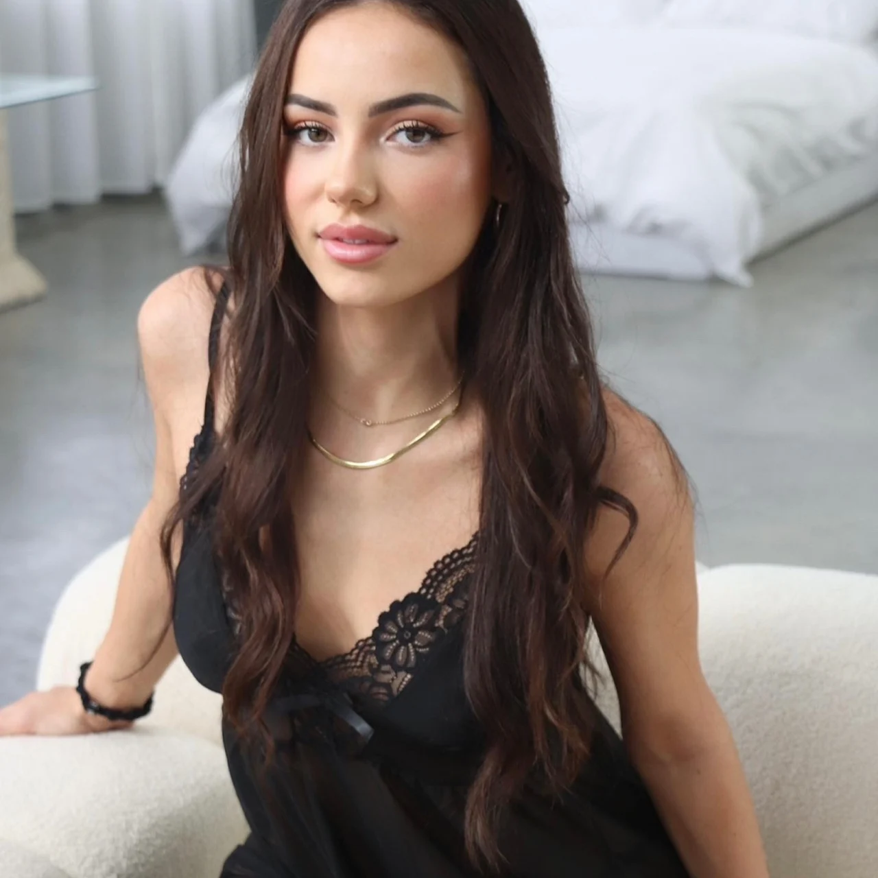 Keeks 🤍 ONLINE NOW! - OnlyFans model