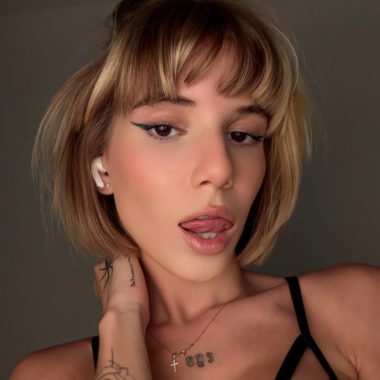 Frida Ingrosso ๐ซถ๐ป - OnlyFans model
