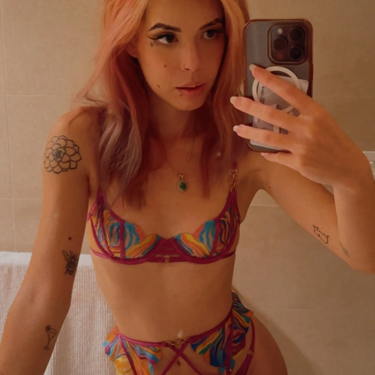 Friday Seven 🧚‍♀️ - OnlyFans model