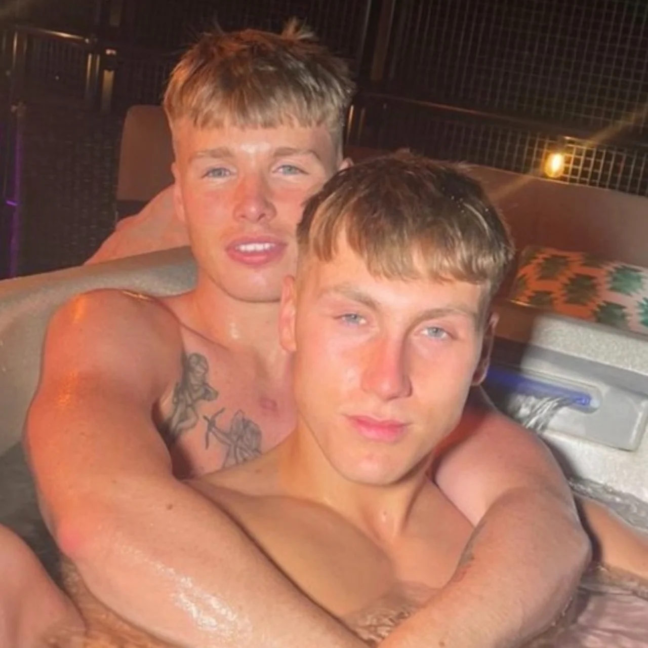 GAY 0161 COUPLE - OnlyFans model