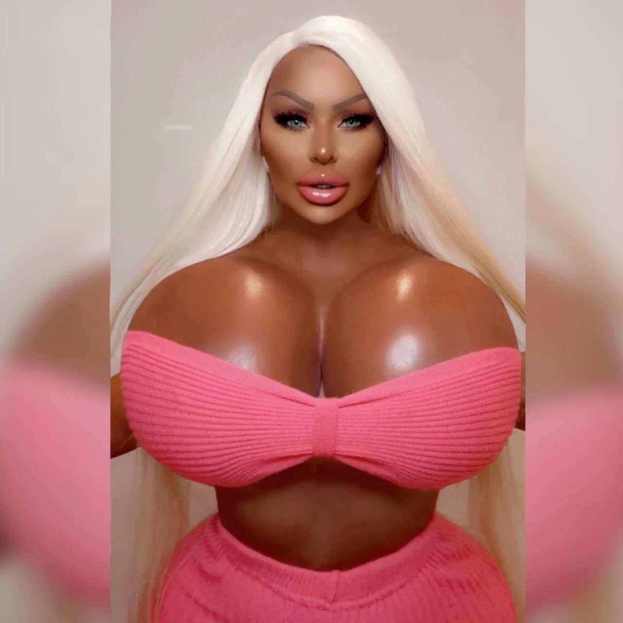 Georgina - OnlyFans model