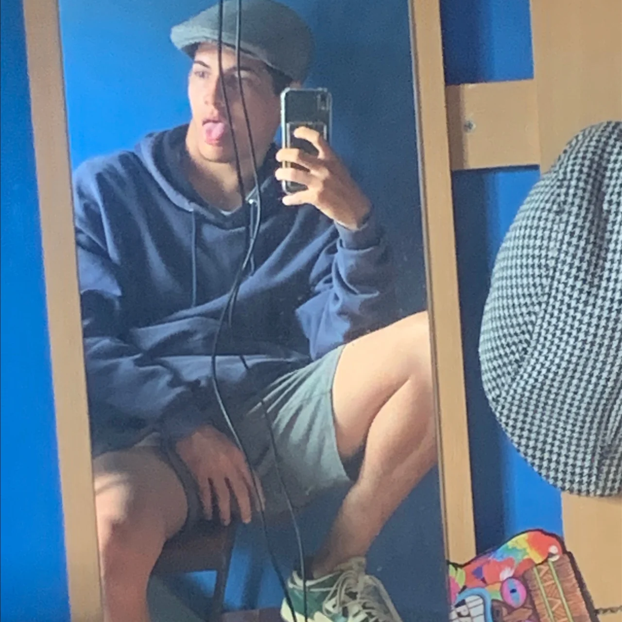 Guz Z 🇬🇷🇻🇪🇪🇸 - OnlyFans model