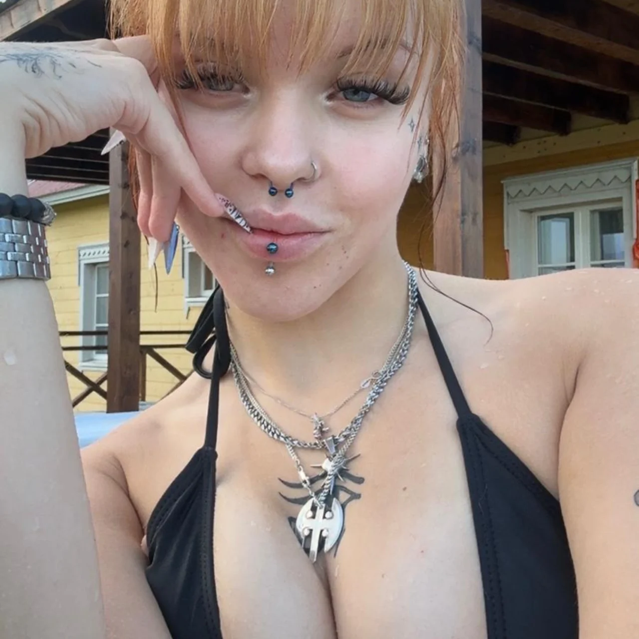 Kiia🎀🖤VIP😻TOP 1% - OnlyFans model