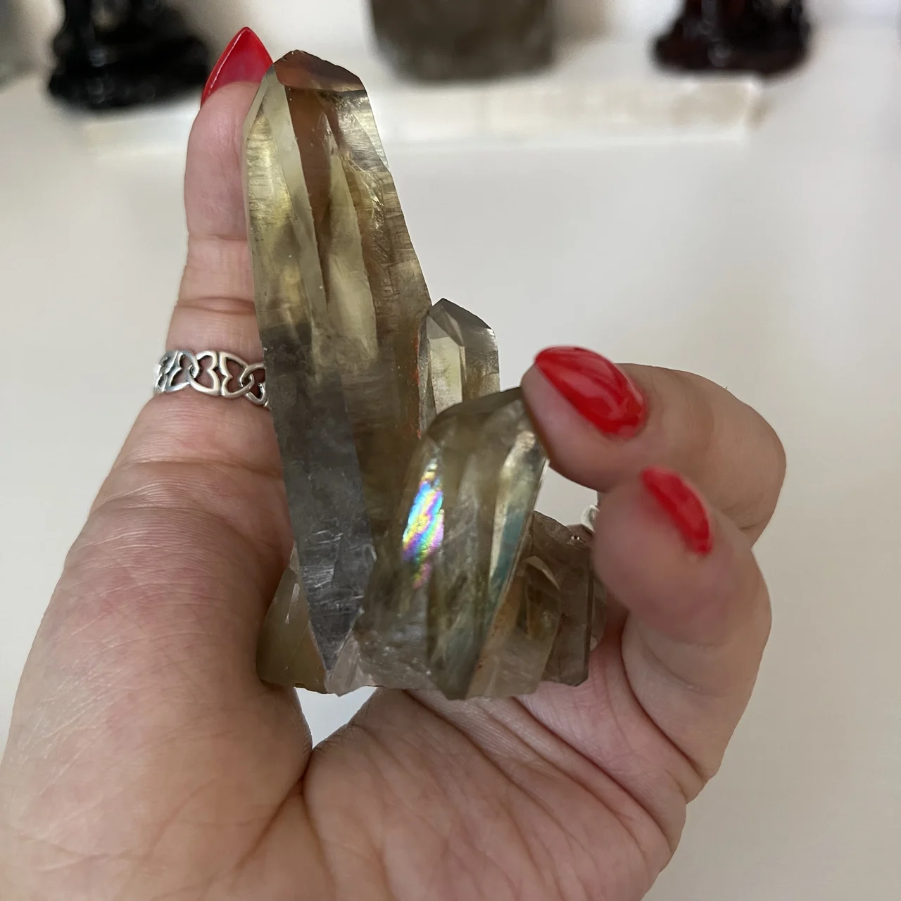 HandsFromHelly - OnlyFans model