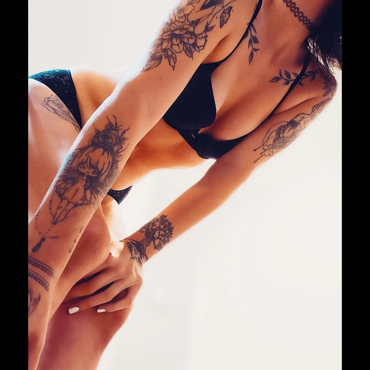 H a z z e l - OnlyFans model