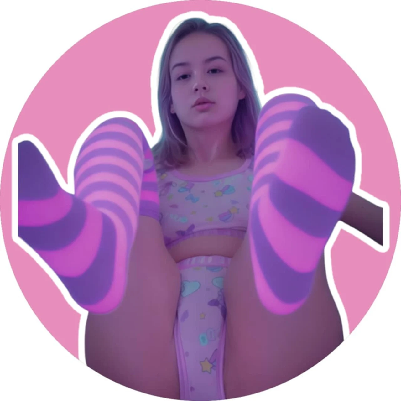 🌸💕Little Miss Lyric💕🌸 - OnlyFans model