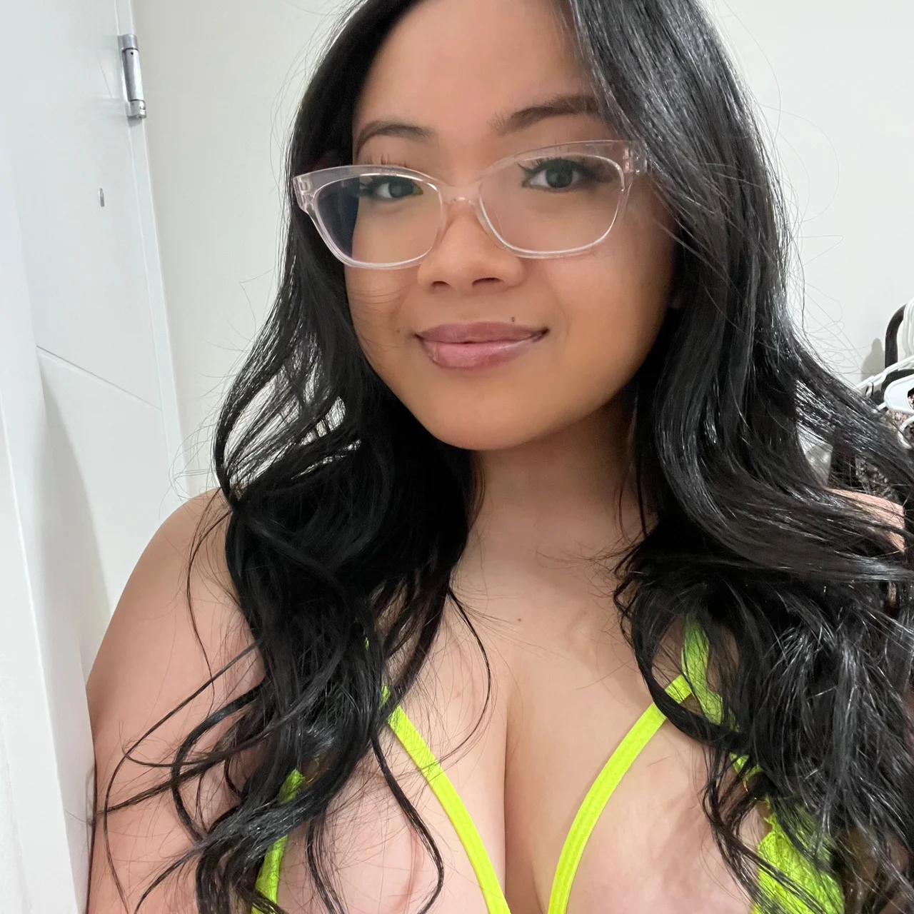 ant - OnlyFans model