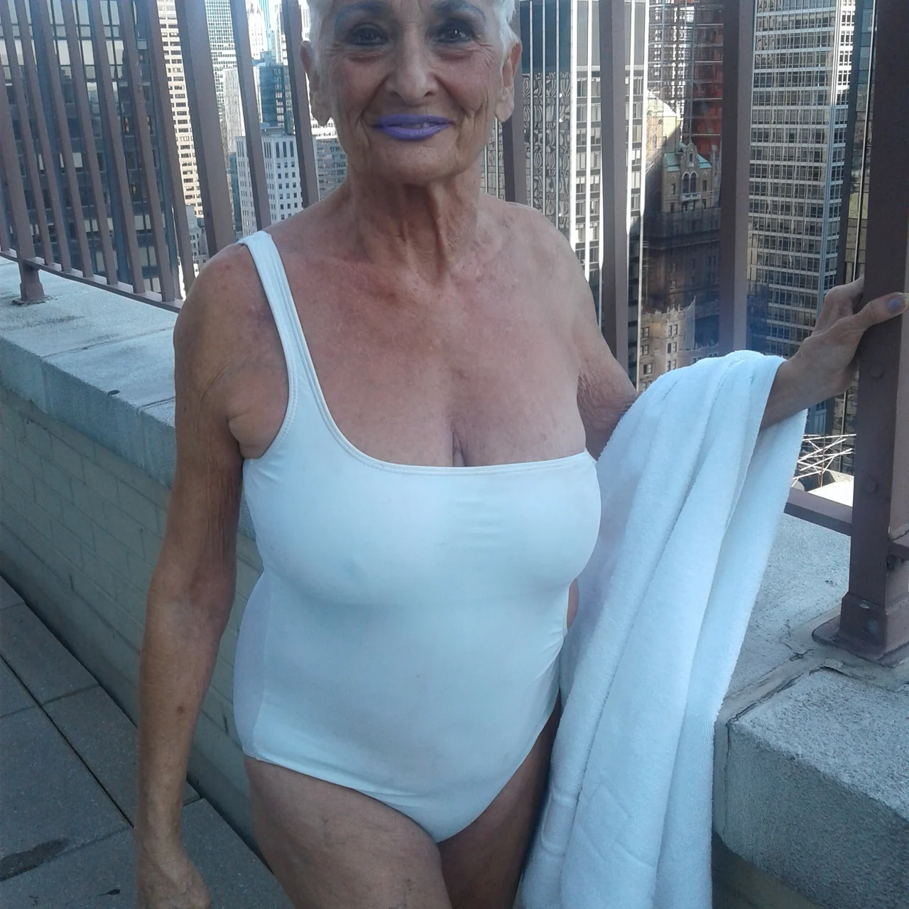 Hottie Hattie - OnlyFans model