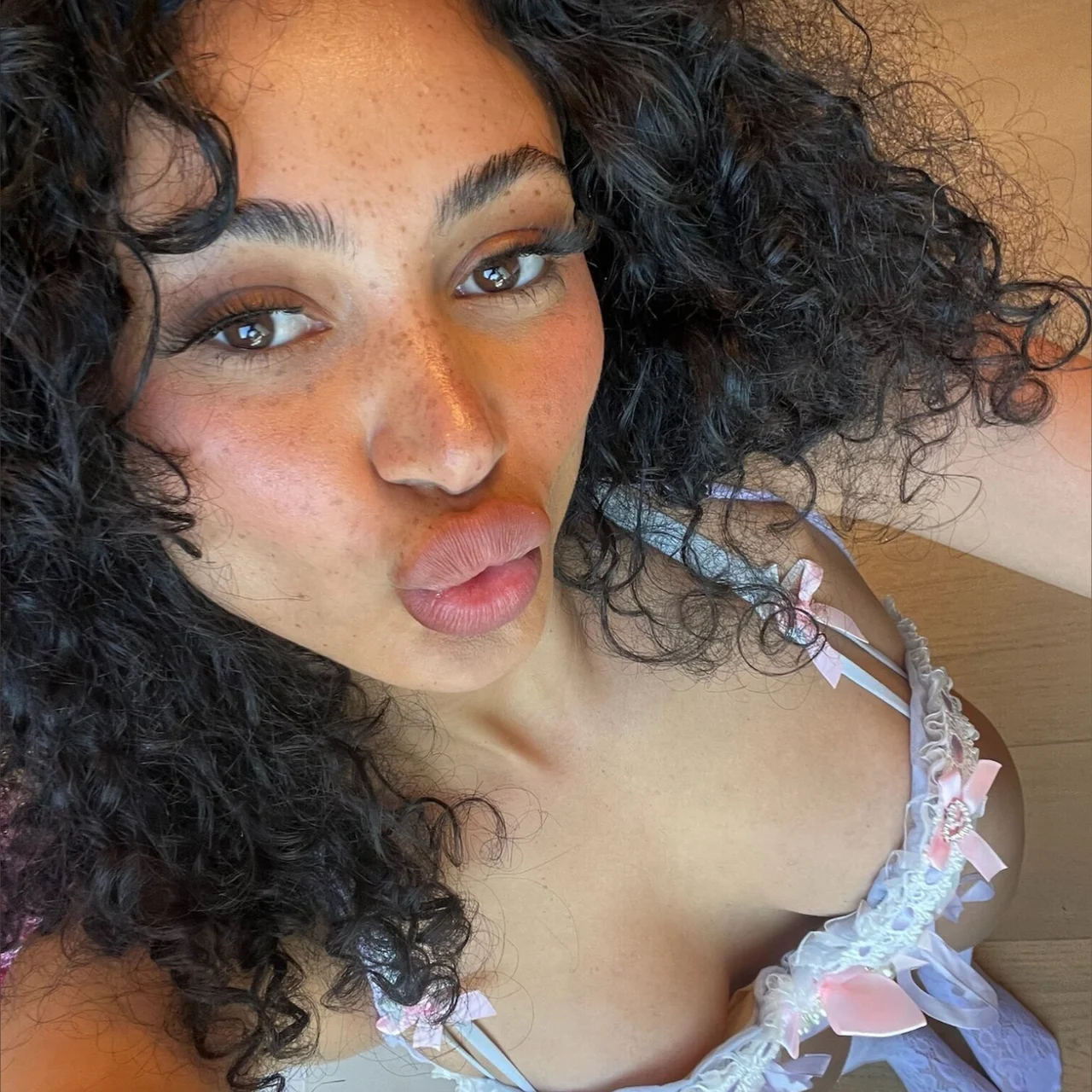 Tee 🩷 - OnlyFans model