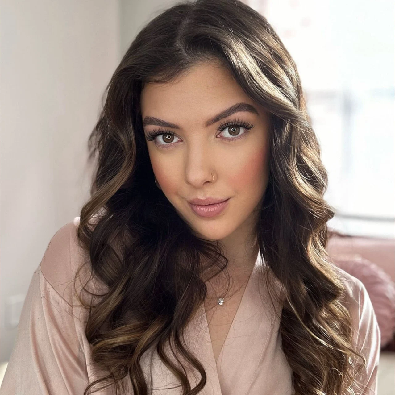 Holly Hunt - OnlyFans model