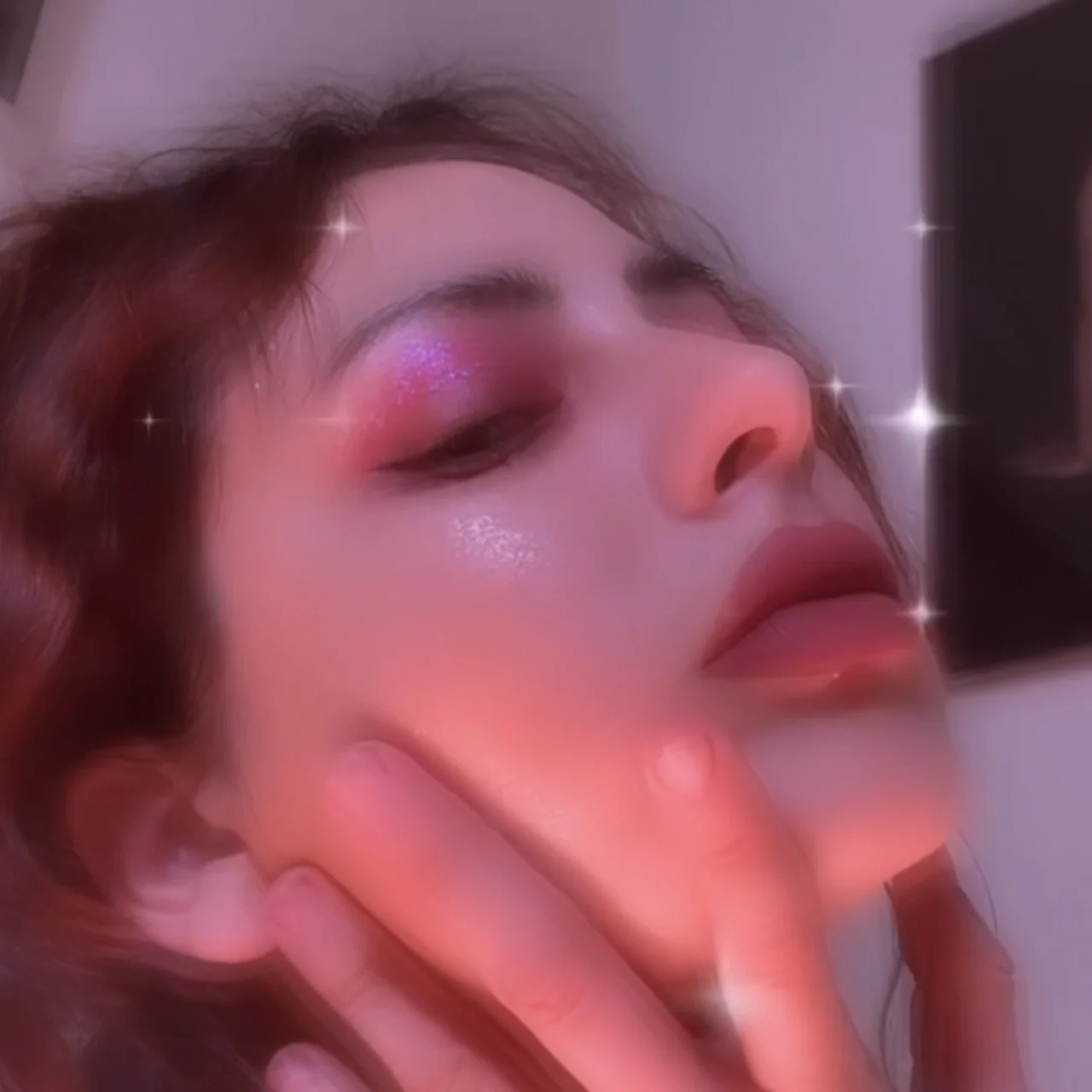 𝒱𝑒𝓈𝓅𝑒𝓇𝓉𝒾𝓃𝑒 - OnlyFans model