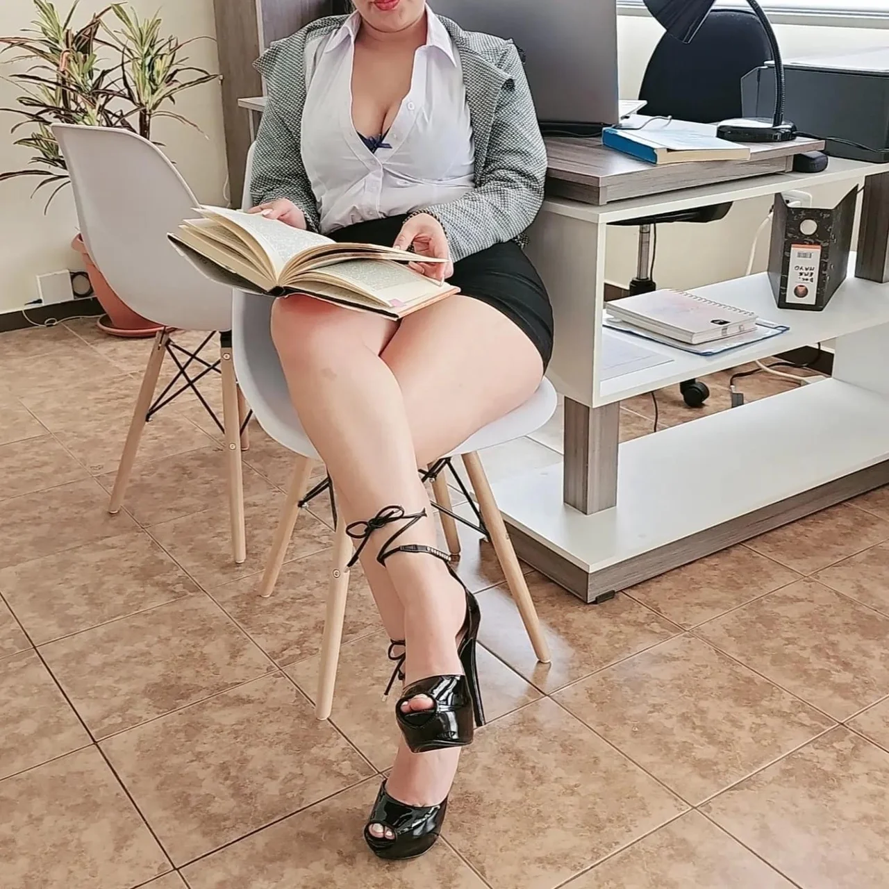 Hotwifexxxx - OnlyFans model