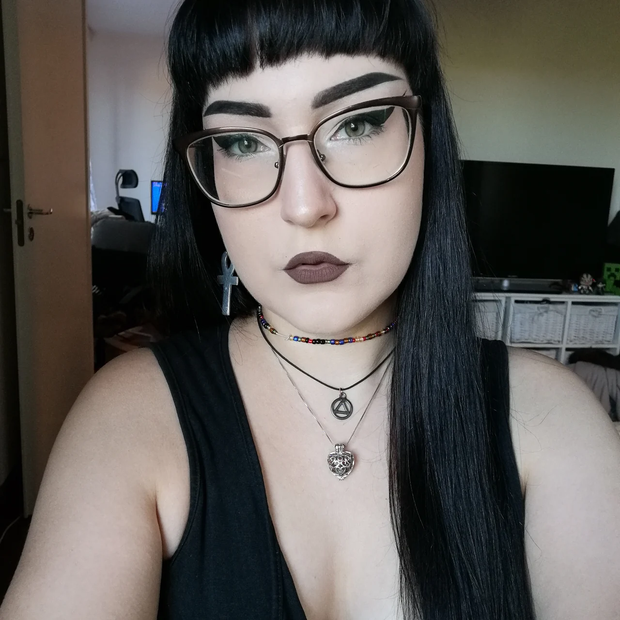 Hulina - OnlyFans model