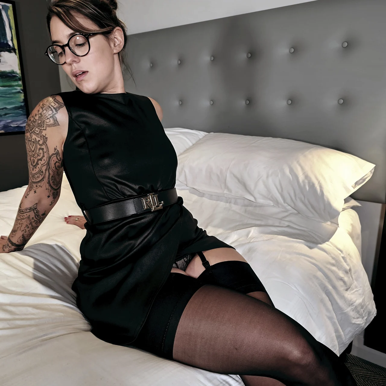 Innocent Hotwife XXX (NO PPV) - OnlyFans model