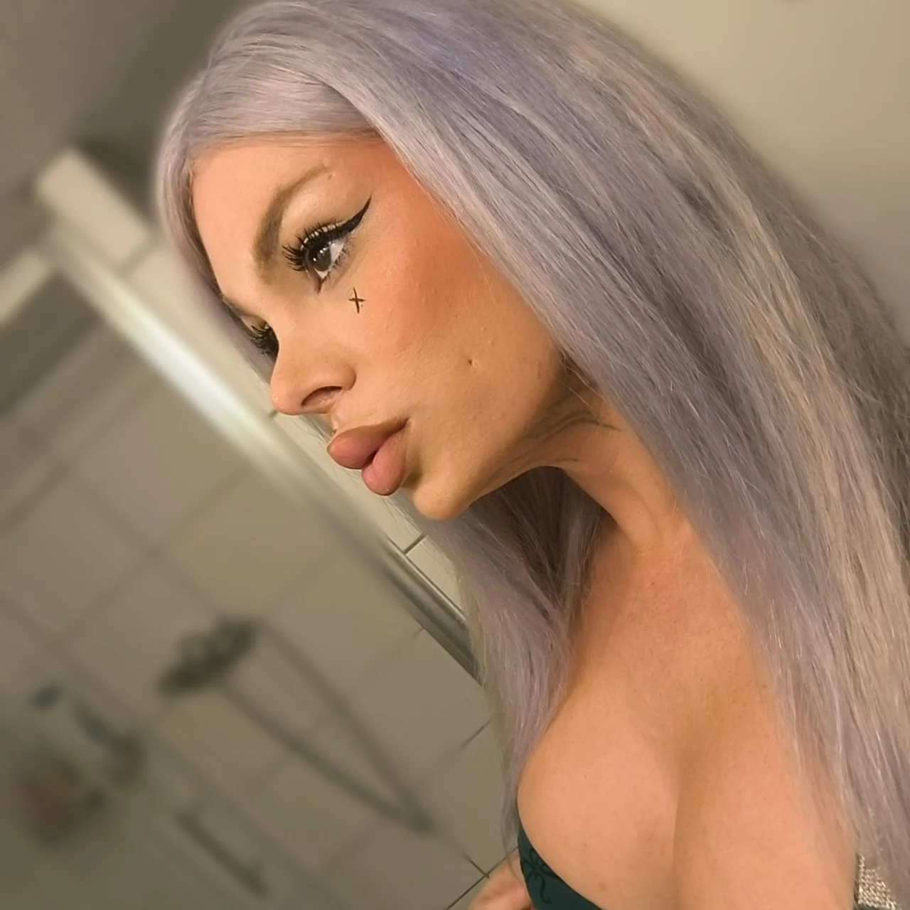 👸🏼𝕴𝖗𝖎𝖘𝕊𝕨𝕖𝕖𝕥🦊 - OnlyFans model