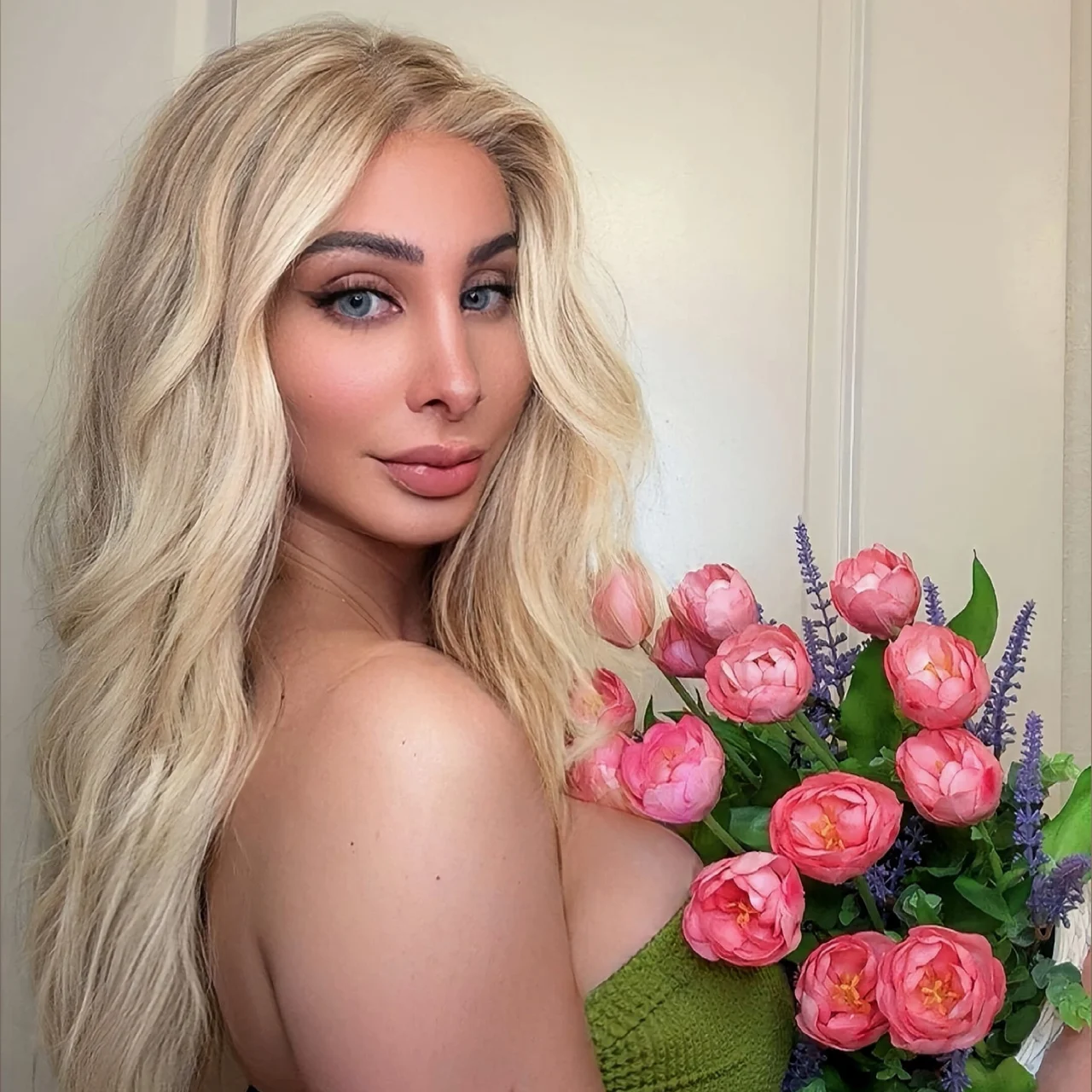 Isadora Martinez Moro - OnlyFans model