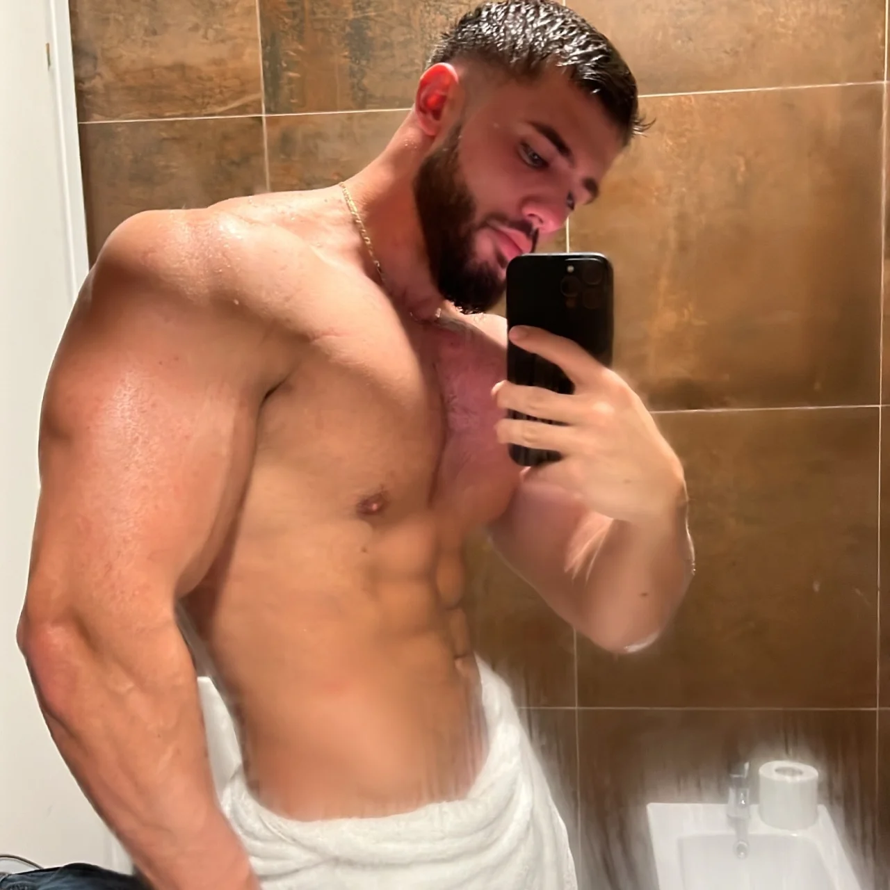 Bani - OnlyFans model