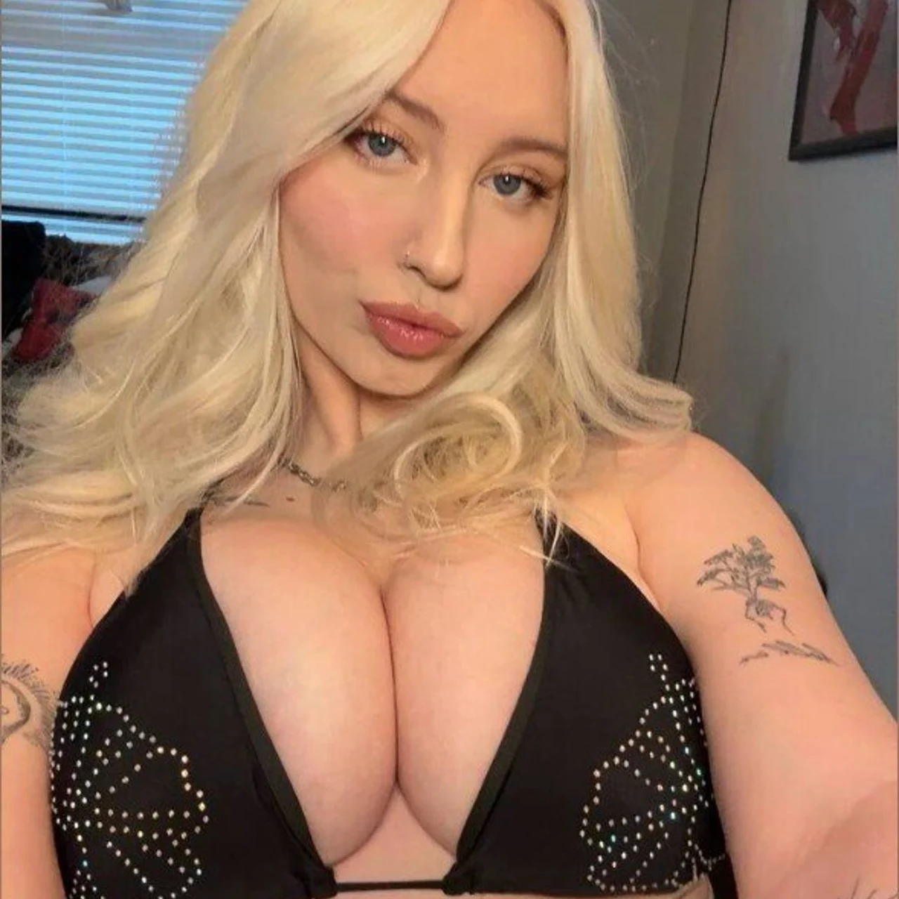 Jane - OnlyFans model