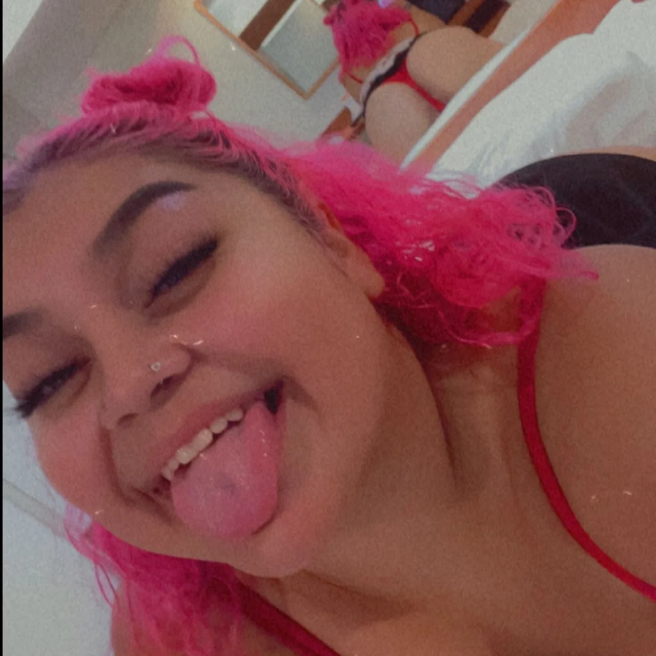 Lola - OnlyFans model