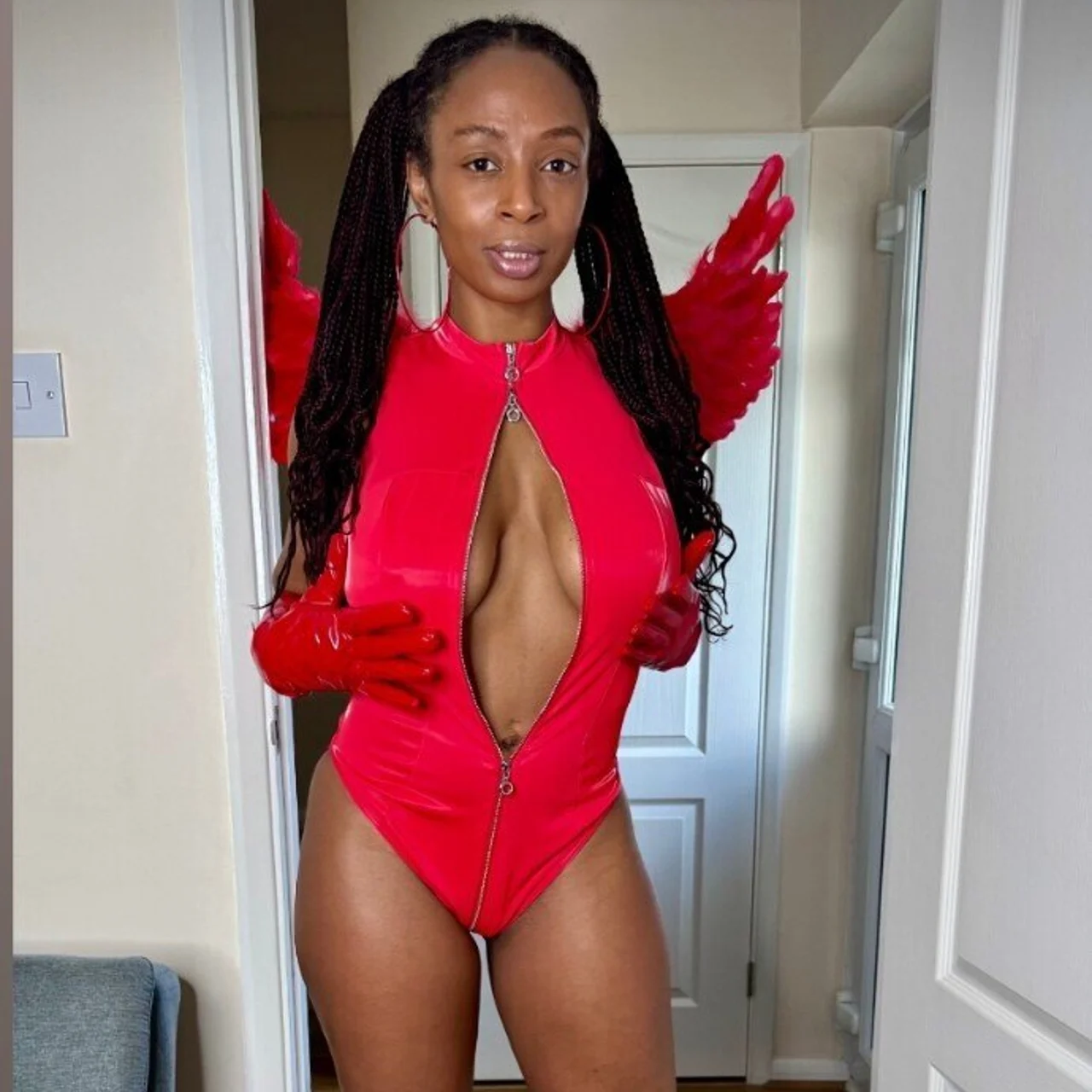 Lola Marie - OnlyFans model