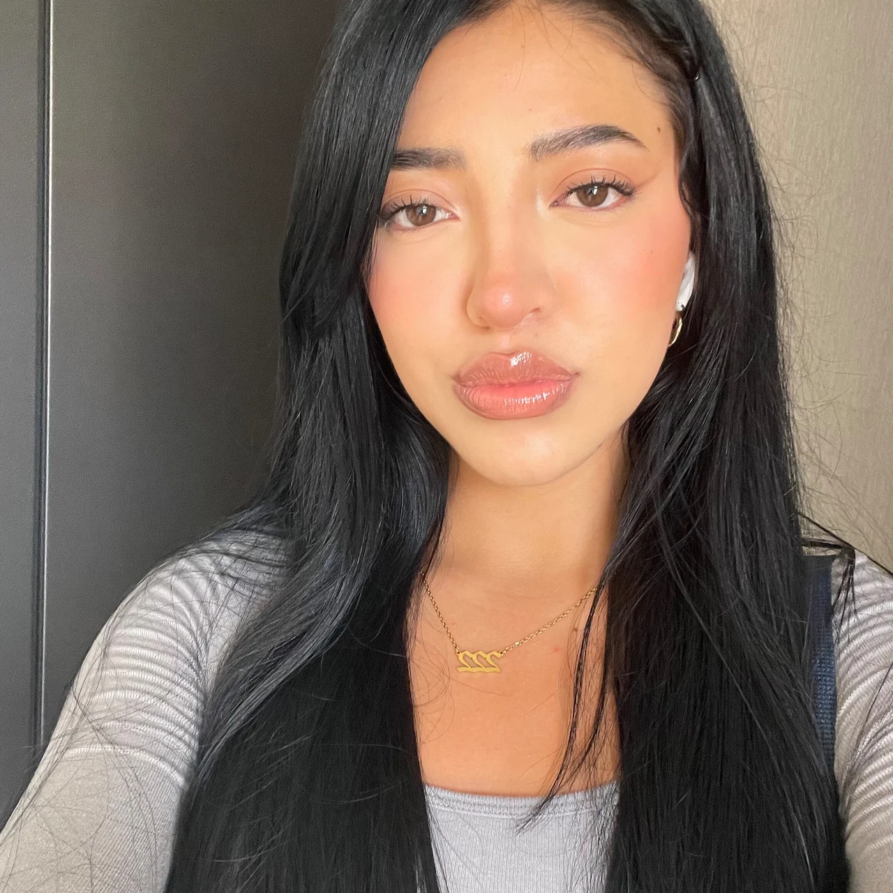 Viviana Vitale🇮🇹🇺🇸 18 years old💕 - OnlyFans model