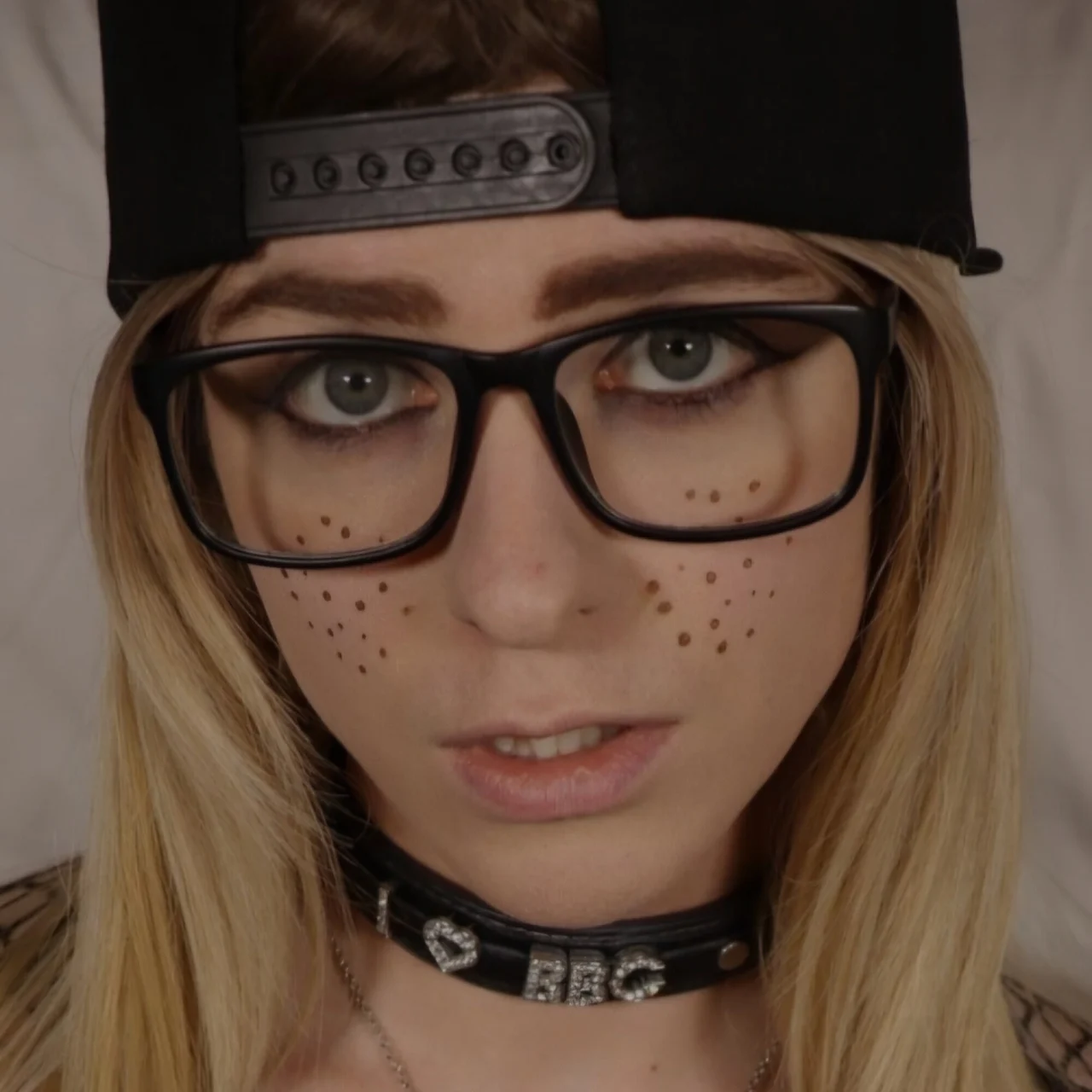 Jackie12358 - OnlyFans model