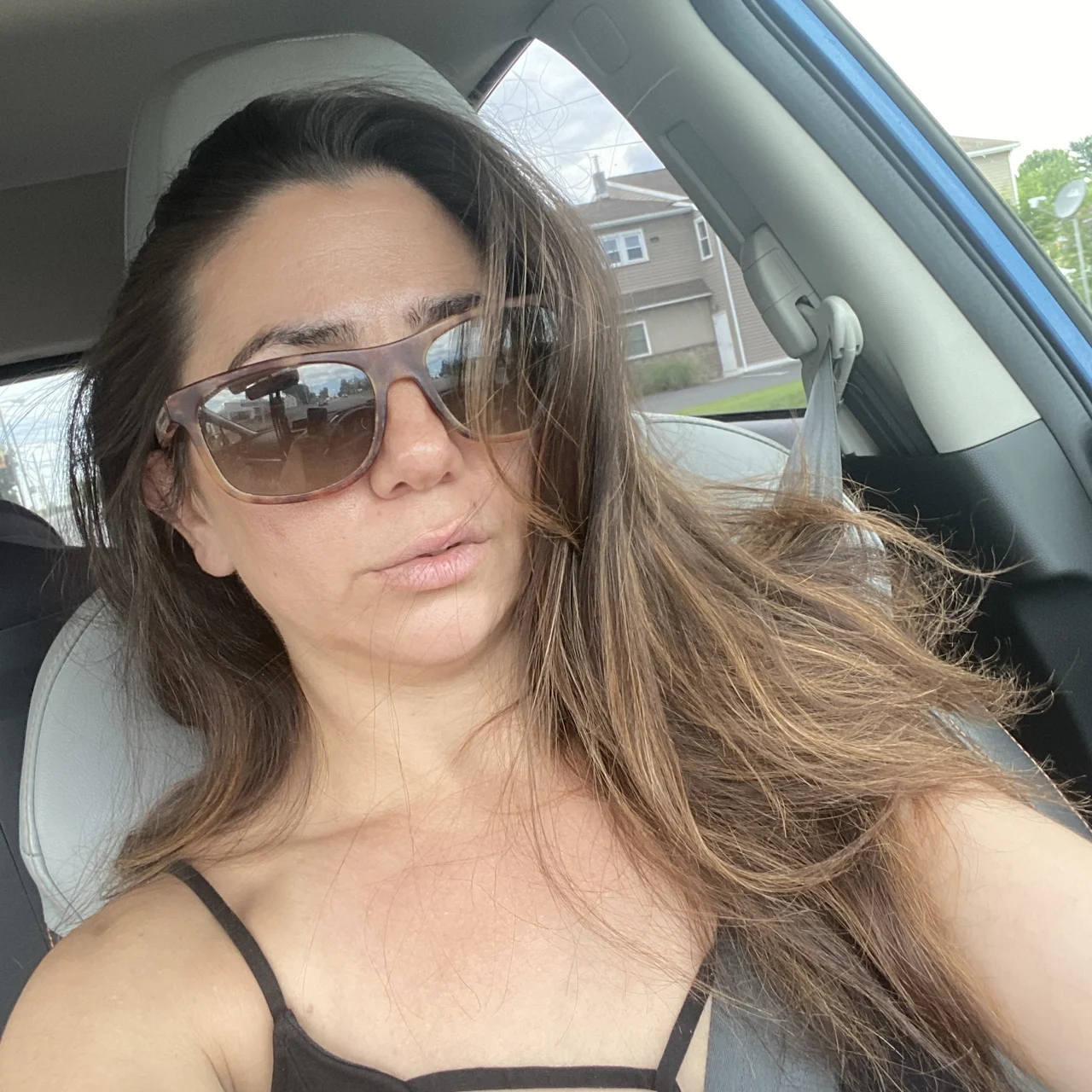 Annabelle Emiranian - OnlyFans model