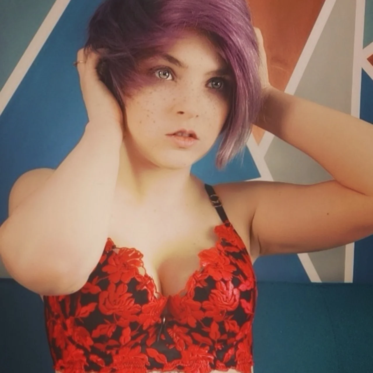 JadeLewds - OnlyFans model